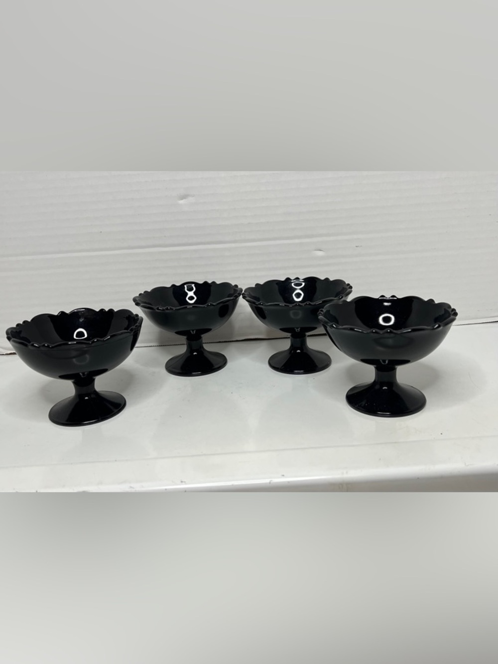 1950s L.E. Smith Black Amethyst Pedestal Sherbet Bowls Set Of 4 Mt Pleasant